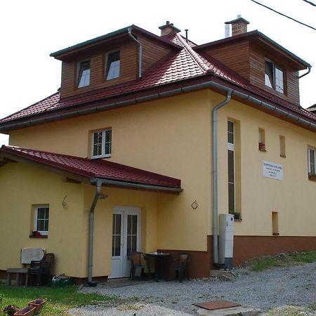 Apartmanovy Dom Králiky Exterior foto