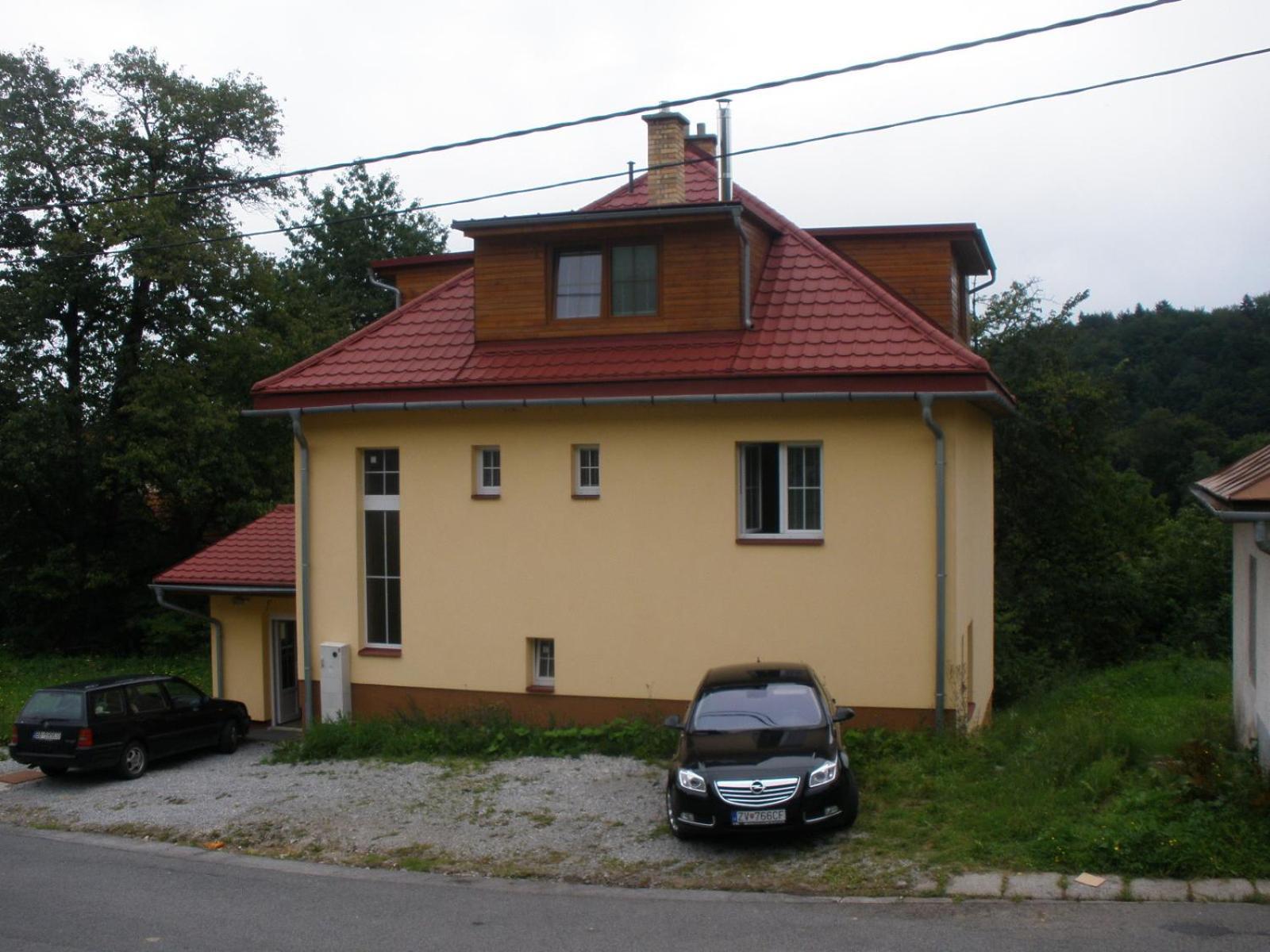 Apartmanovy Dom Králiky Exterior foto