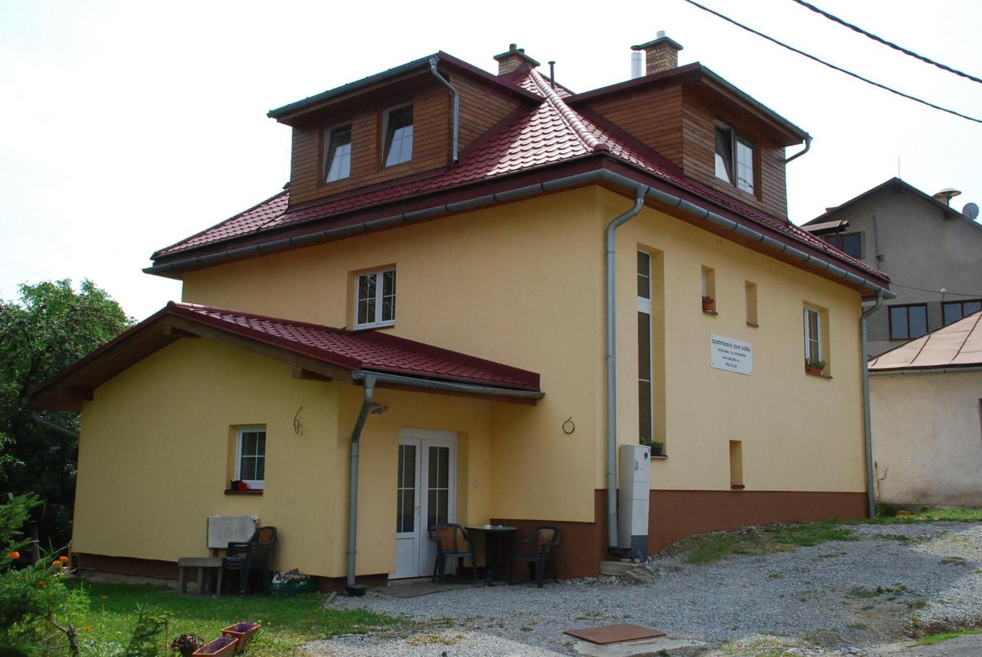 Apartmanovy Dom Králiky Exterior foto