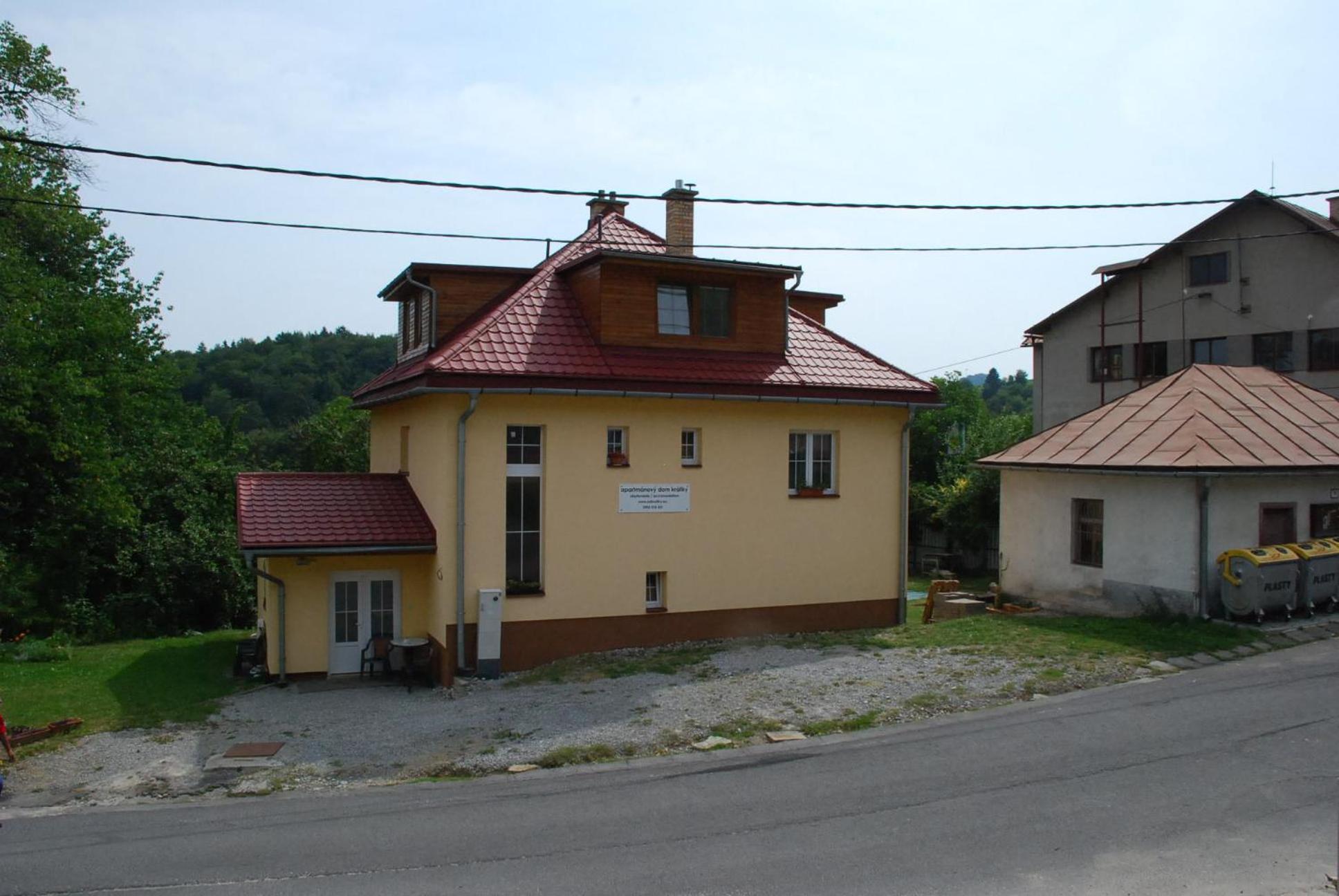 Apartmanovy Dom Králiky Exterior foto